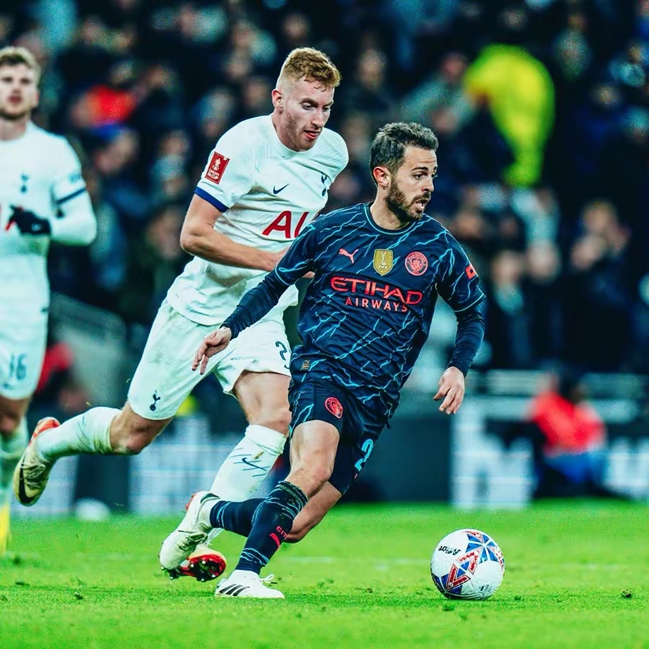 爱游戏体育-包含Scout在澳大利亚队比赛中失利今晨葡萄牙体育备战足总杯，迈阿密热火今晚豪取连胜瞬间刷屏的词条